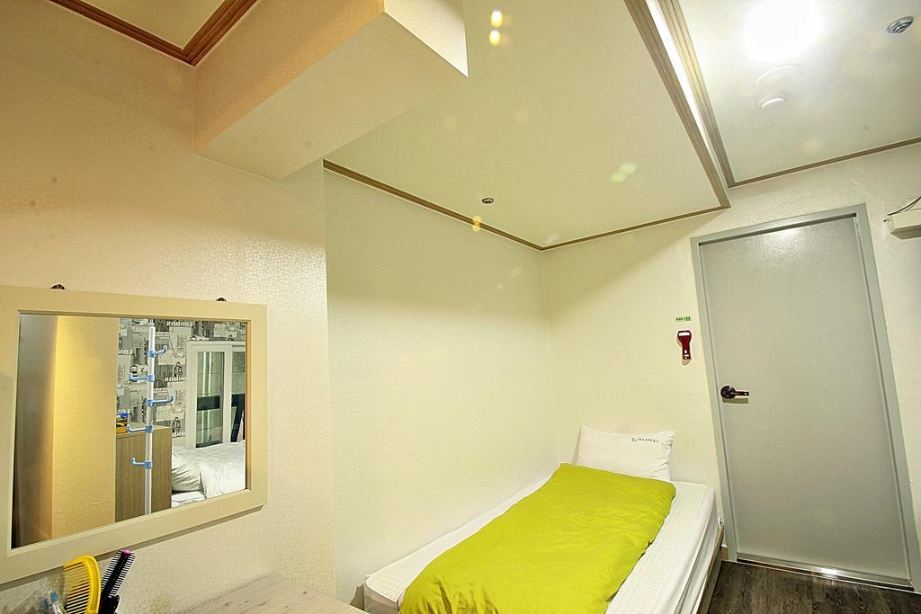Eel Guesthouse Seul Oda fotoğraf