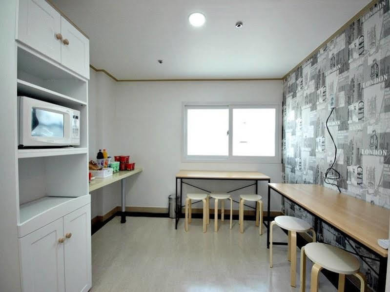 Eel Guesthouse Seul Dış mekan fotoğraf